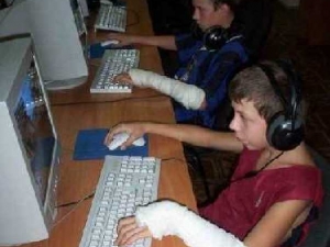 компьютер 042